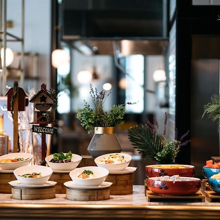 Le Meridien Zhongshan Жонгшан Екстериор снимка